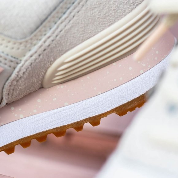 NEW BALANCE 574 WOMEN'S SHOES - Picture 13 of 16